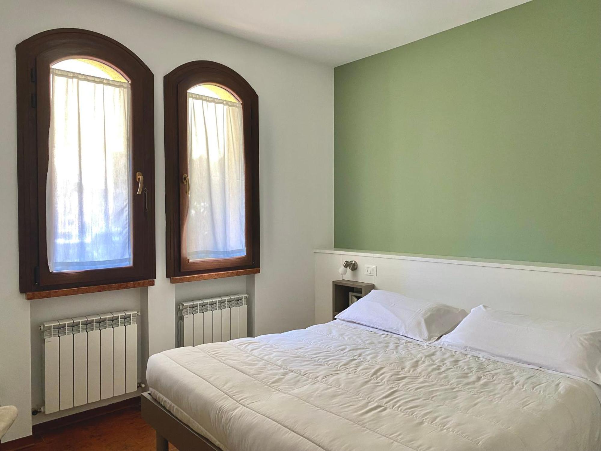 Jolly Apartments Sirmione Eksteriør bilde