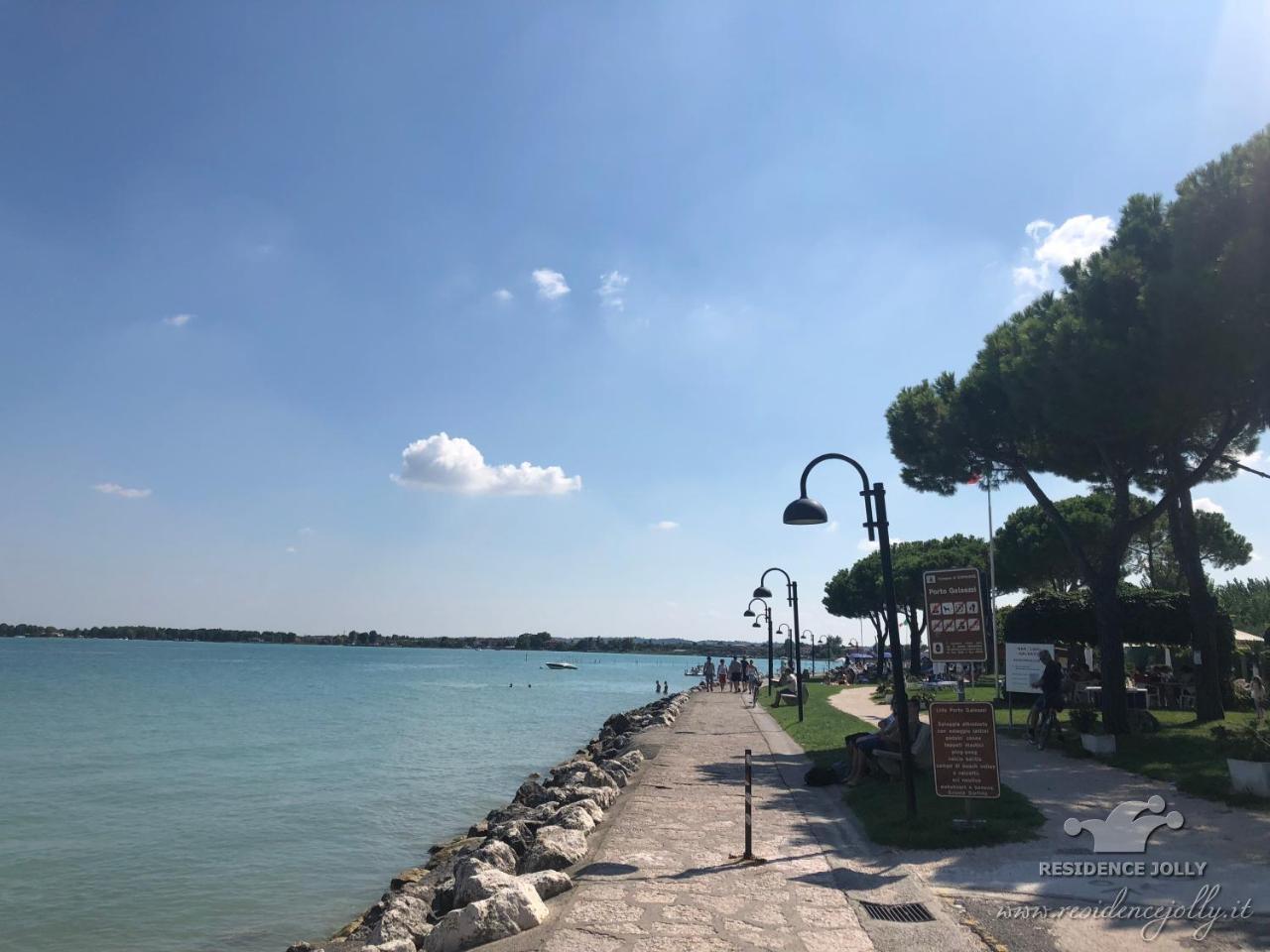 Jolly Apartments Sirmione Eksteriør bilde